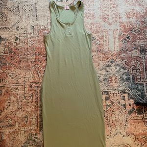 Pink lily midi dress